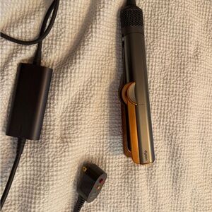 Dyson Hair Strait in Metallic Gray and Copper